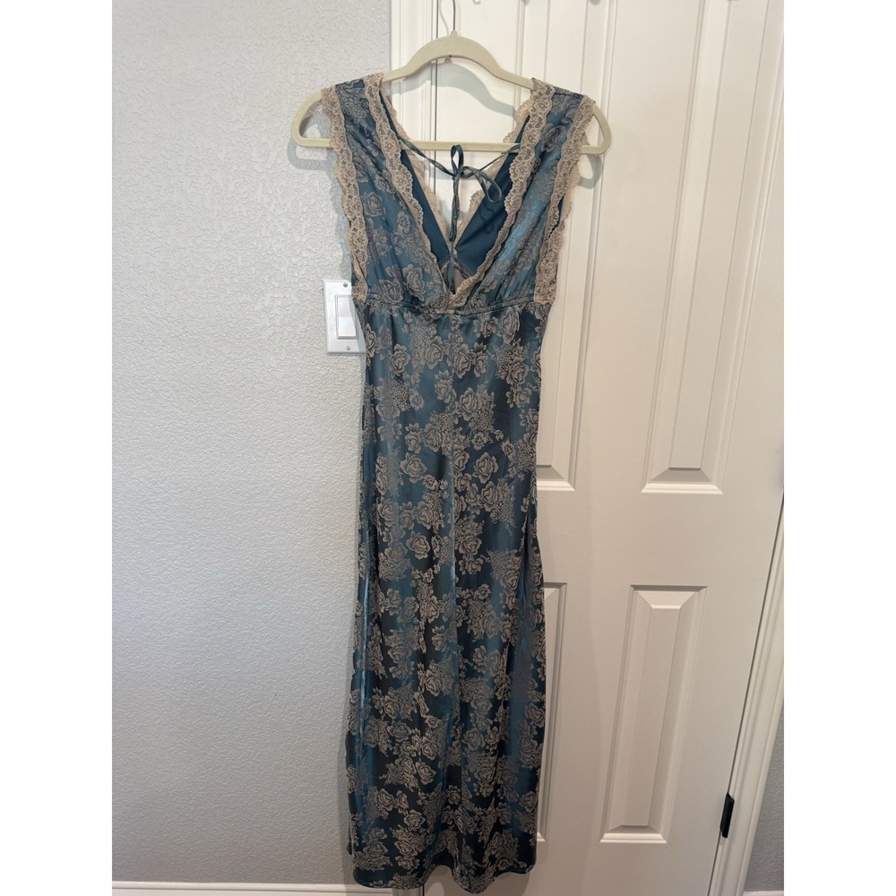 Allison & Kelly Slip Dress Burnout Floral Jacquard Maxi Lace Blue Fairy Small - Picture 6 of 7